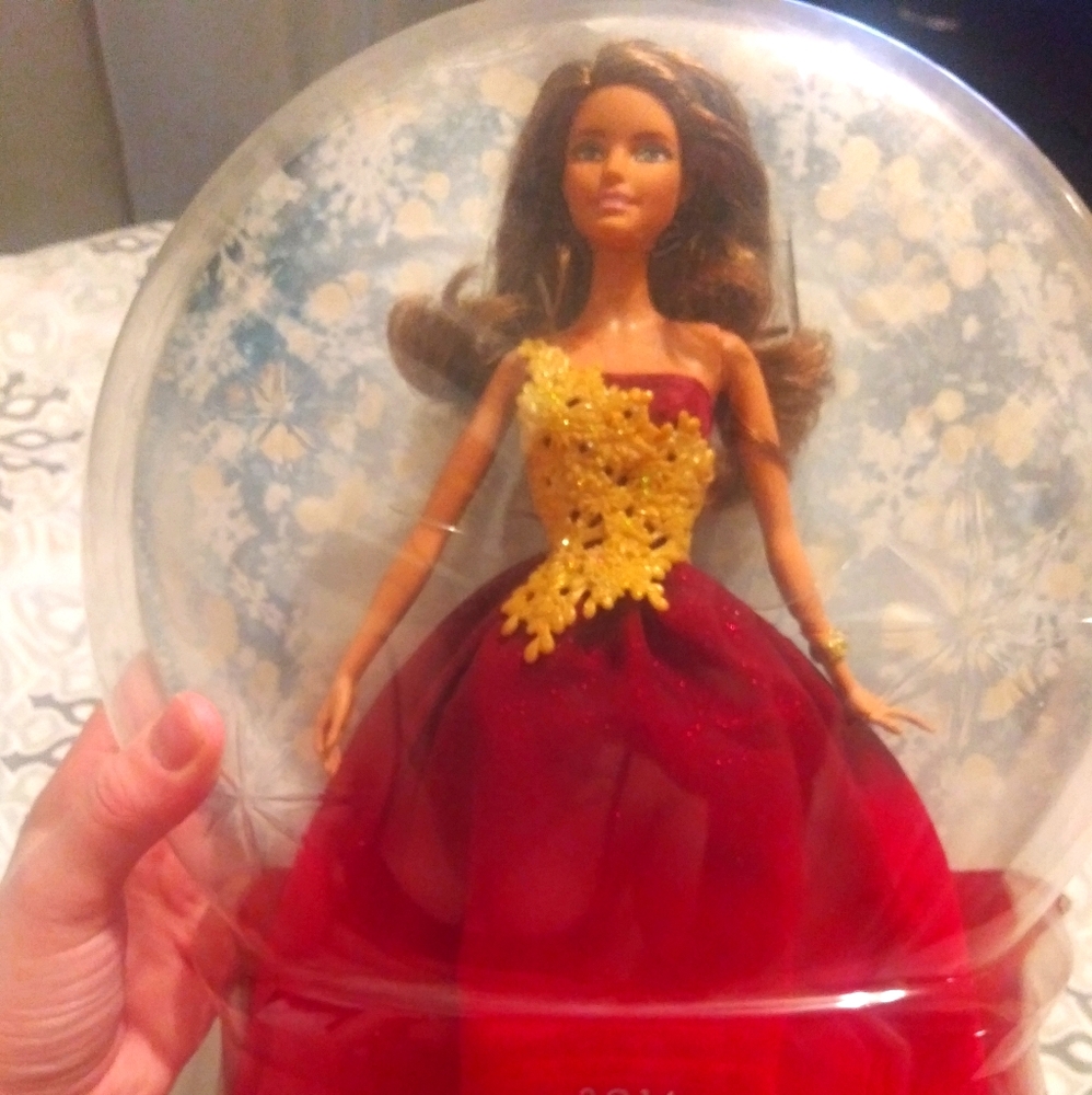 Holiday Barbie 2016
